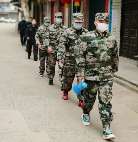 全力打好抗疫攻坚战,乡镇疫情防控期间脱贫攻坚工作