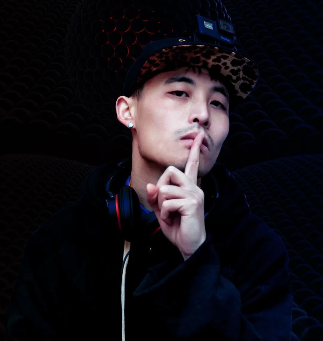 XINGKONG（星空下的舞者）是谁？