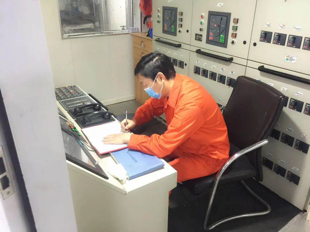 身边的感动朗诵,身边的感动粤语歌