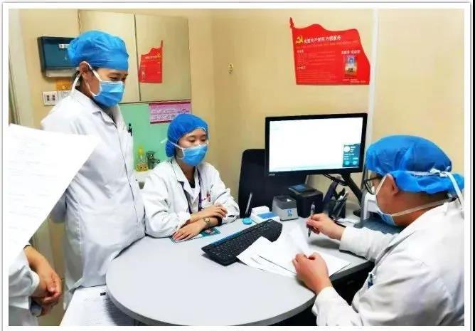 疫情孕妇一定要做哪些检查,孕2021周做羊水穿刺有危险吗