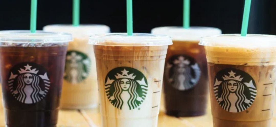 VeraWangxStarbucks|我和美女差的是买一杯星巴克的执着