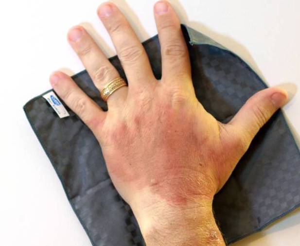 儿童开水烫伤急救处理,被开水烫伤怎么办最快最有效