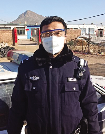 监测人员奋战抗疫一线,他坚守防疫一线18天