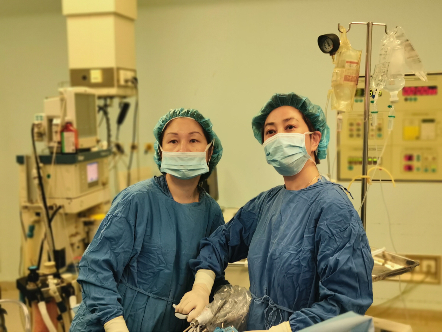 仁济医院单孔腹腔镜,卵巢囊肿单孔手术治疗全过程