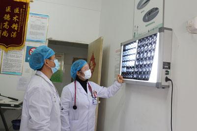 凤台县医院女医生岳晓云:无悔的坚守