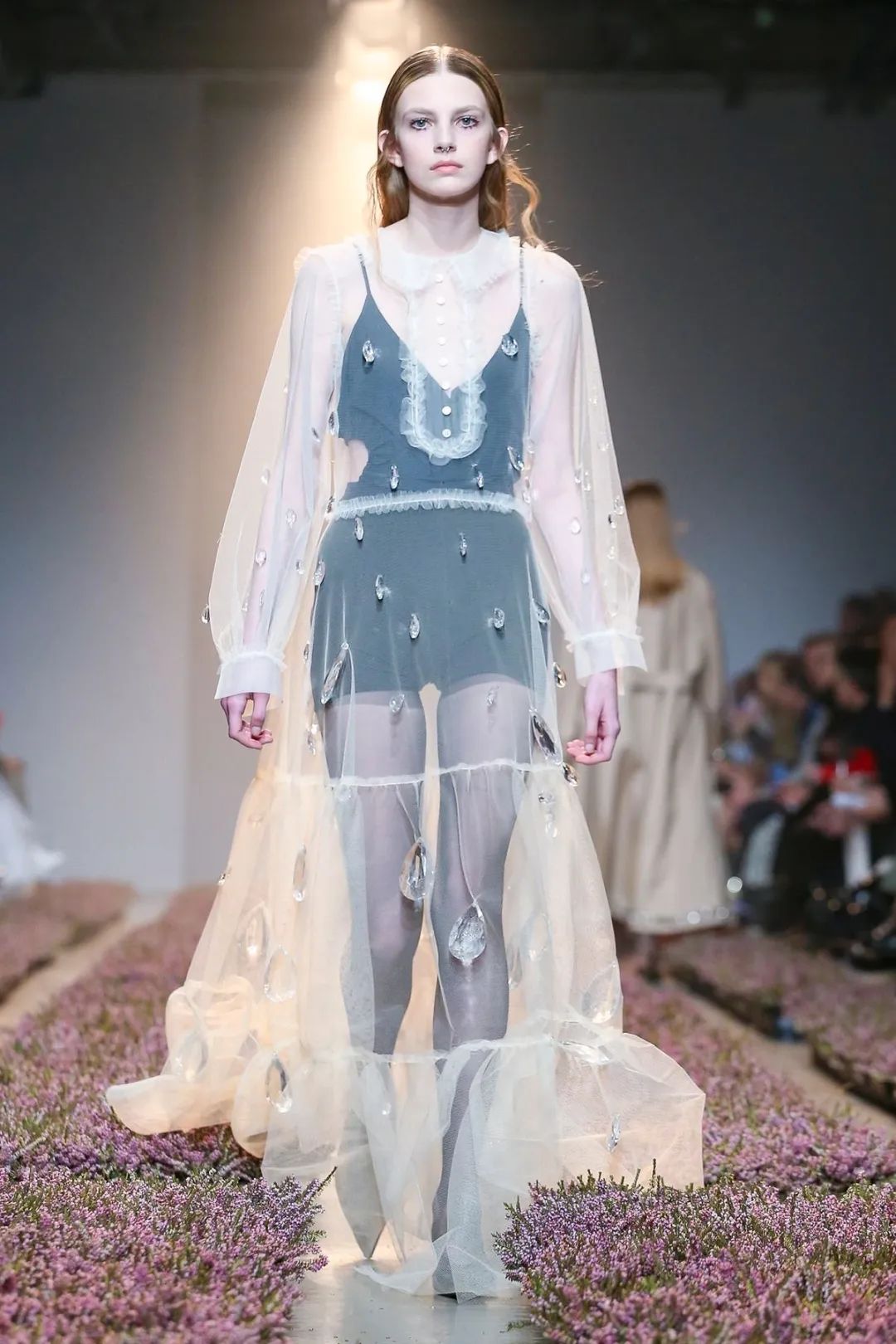 巴黎时装叫什么,什么是巴黎时装