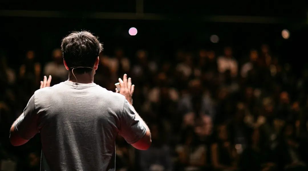 怎么说别人才肯听,如何说别人才会听