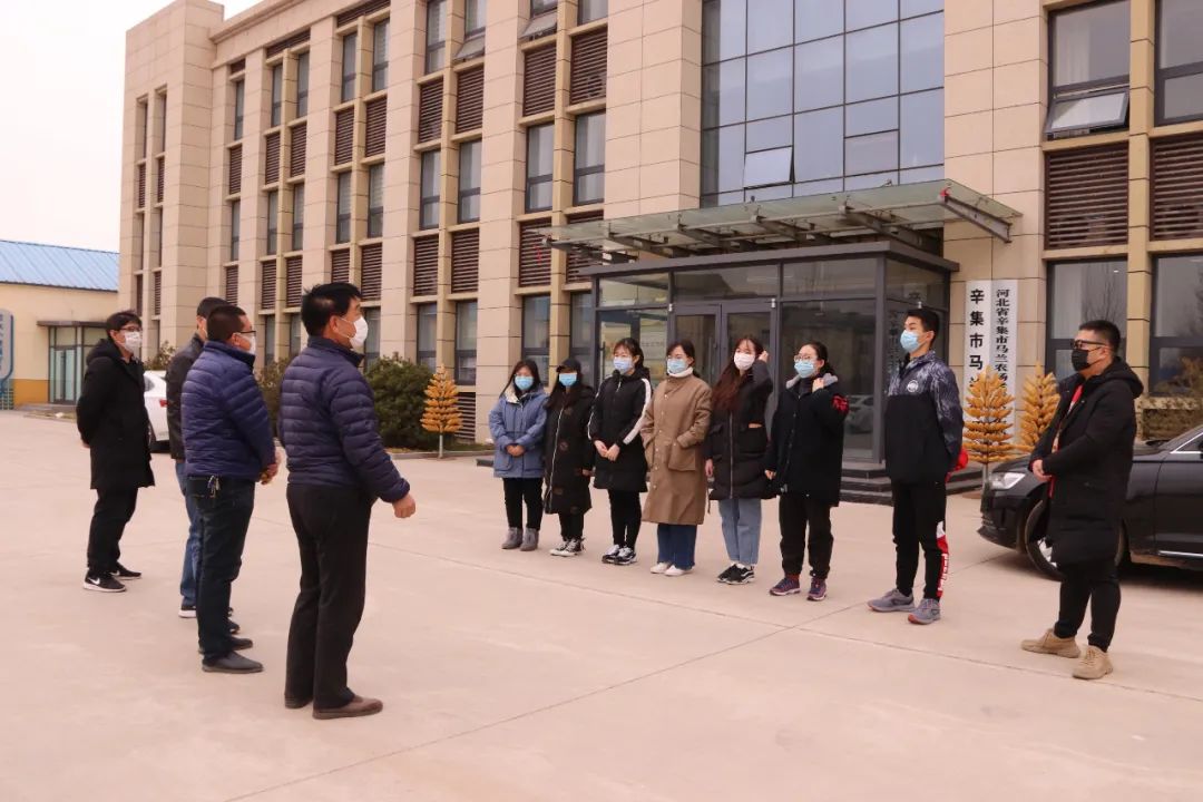 鏄ユ殩鑺卞紑蹇欓噷鍋烽棽,鏄ユ殩鑺卞紑蹇欎腑鍋烽棽