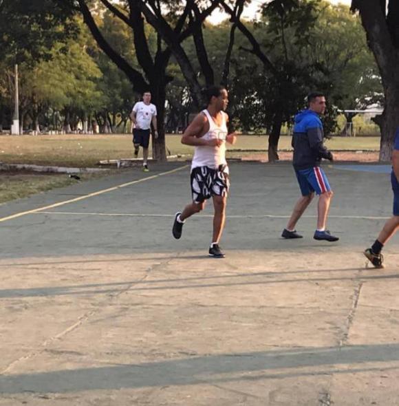 小罗比赛场上的精彩表现,小罗夺冠完整版