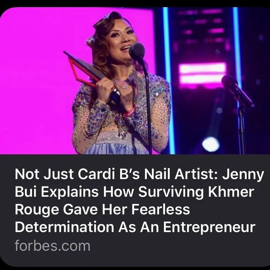 cardib亚裔美甲师,cardib的美甲师