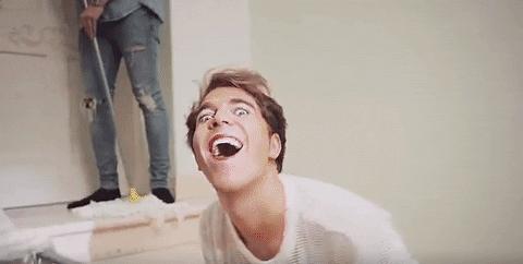 越痛越舔,越舔越痛,舔溃疡是不会有好下场的