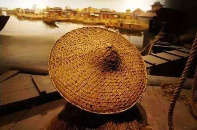 古代的下雨天和什么最配？