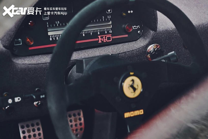 见一辆少一辆1300多辆的法拉利F40又着了