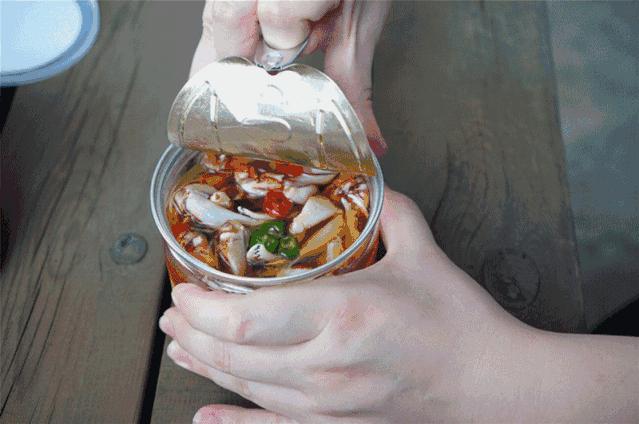 为啥大家都抢罐头,为什么大家都抢罐头