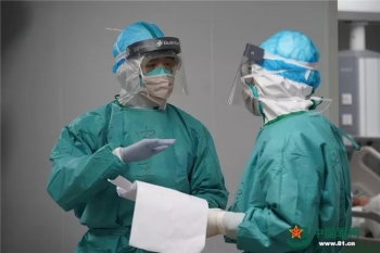 女儿问他何时凯旋,33年军龄的军医用一句唐诗回复……