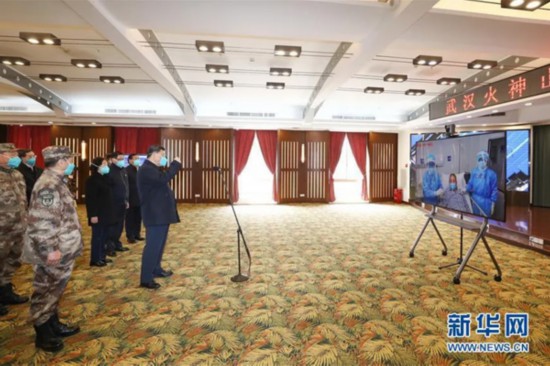 抗疫战斗中的医护工作者,各地基层工作人员抗疫的身影