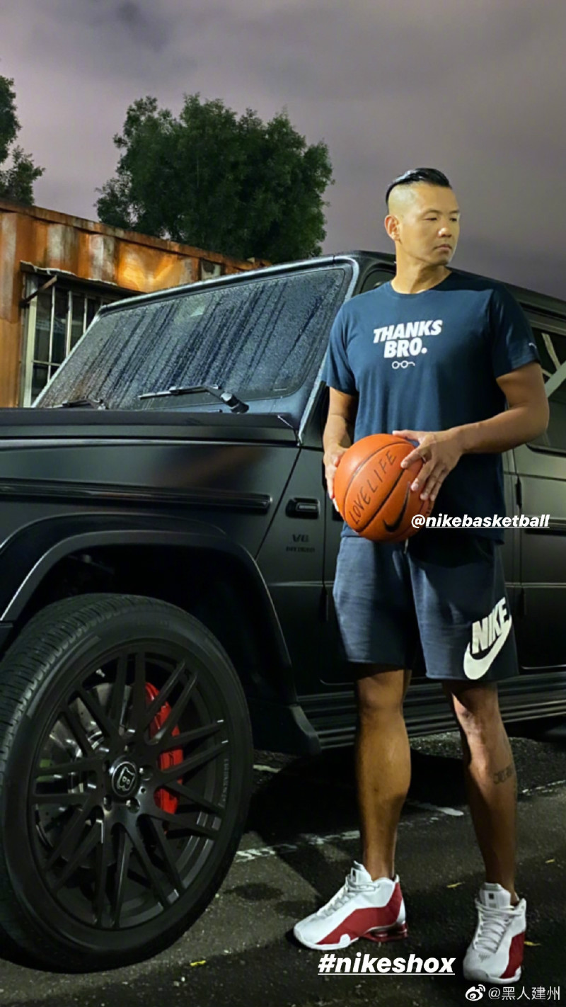 鹿晗上脚足球鞋,鹿晗创造营上脚dunk