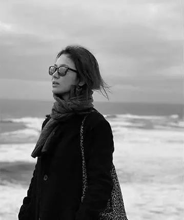 比较实惠的设计师品牌包包,设计师品牌的包包推荐