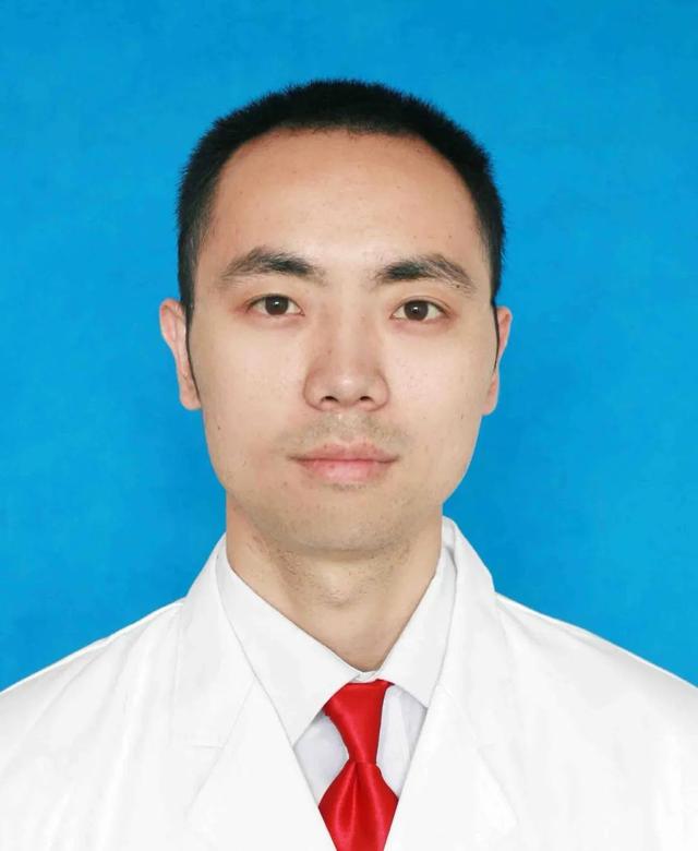 沉痛哀悼光荣牺牲的医护人员,痛悼抗疫牺牲医务者