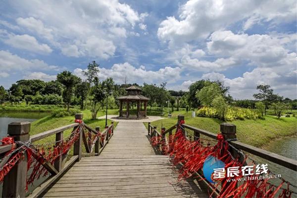 长沙湘绣古街旅游,长沙湘绣城游玩