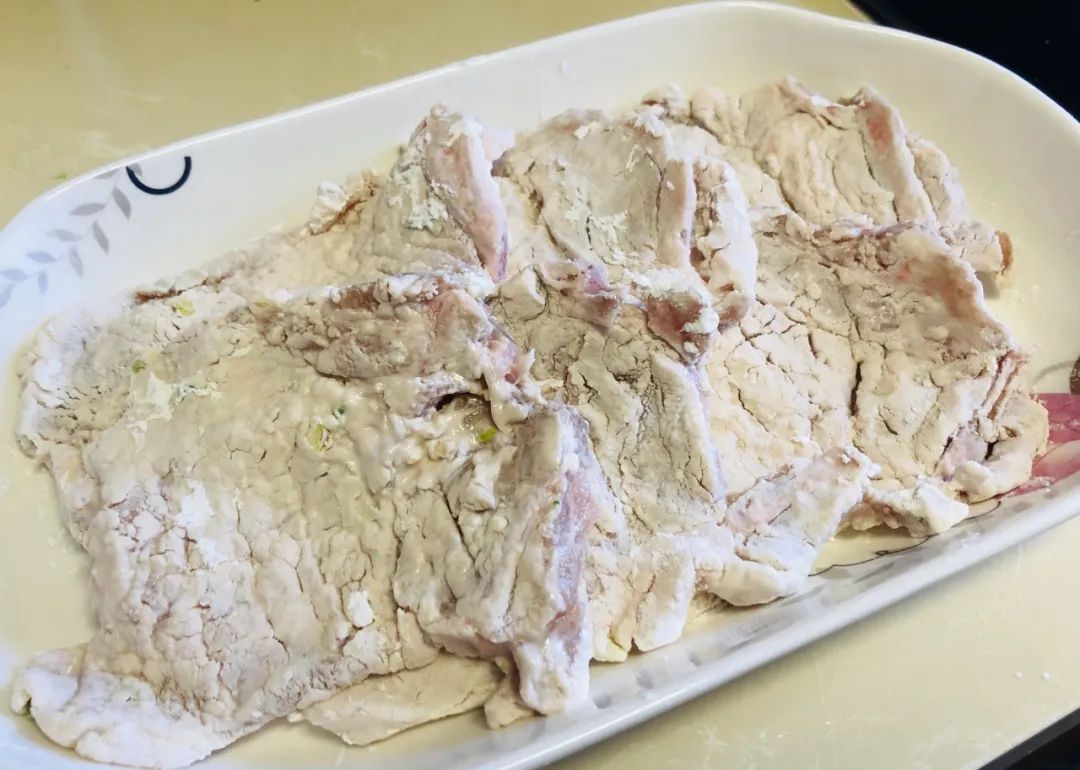 配面条还是米饭？教你烧超让人满足的红烧大排