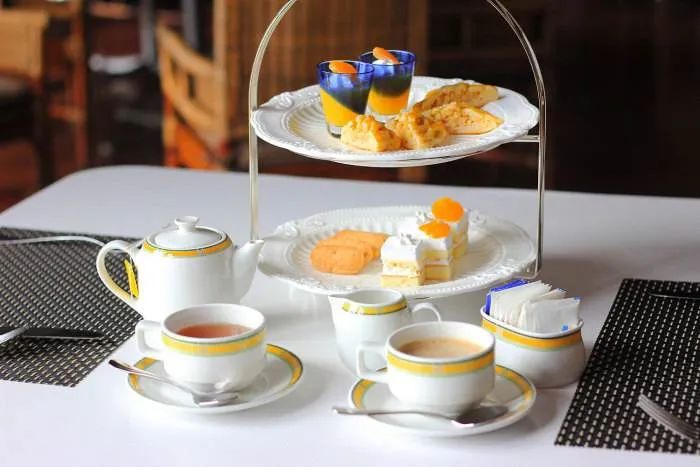 t恤用什么洗不褪色,发黄的t恤怎么泡