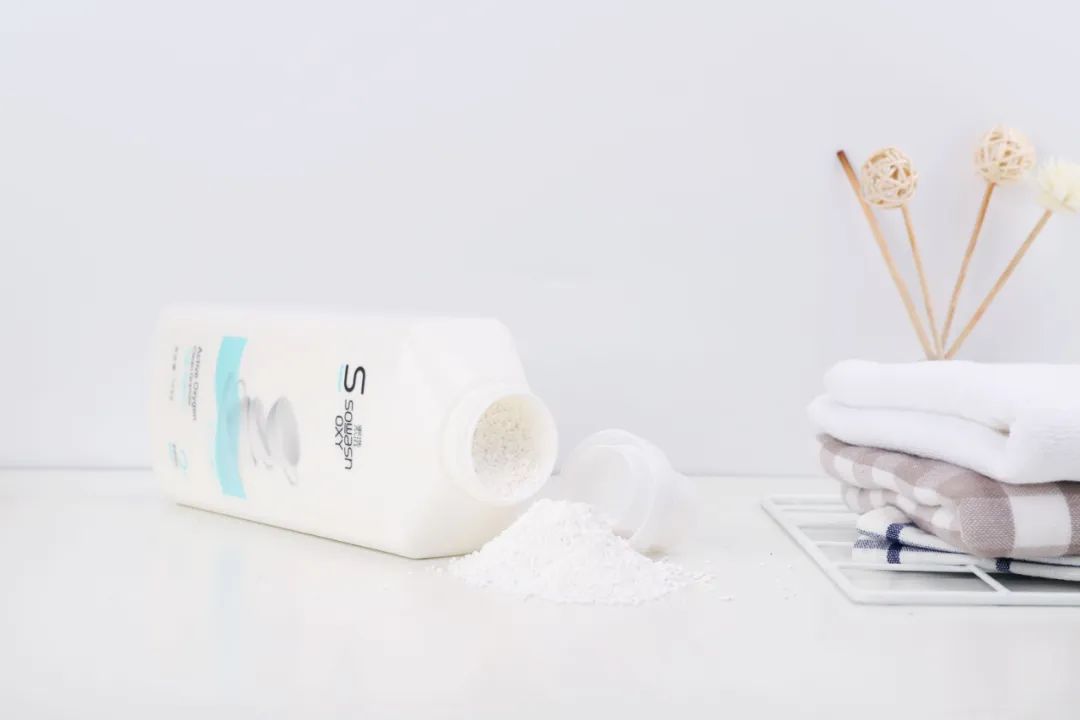 t恤用什么洗不褪色,发黄的t恤怎么泡