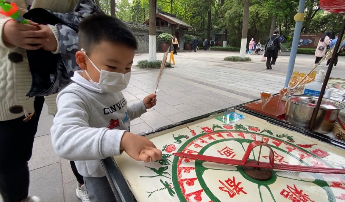 vlog风景成都,人民公园vlog女生