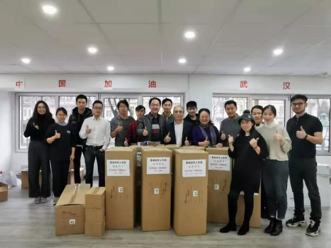 穿和服拍照配爱国歌曲,我的中国心