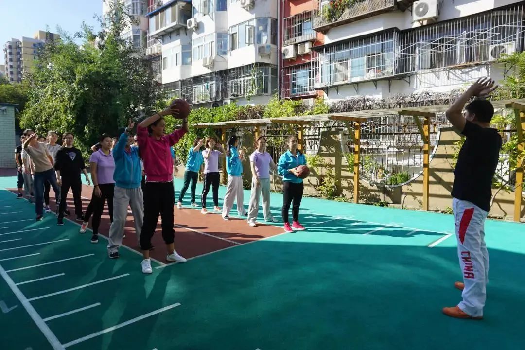 北师大幼儿园黄珊,黄珊园长