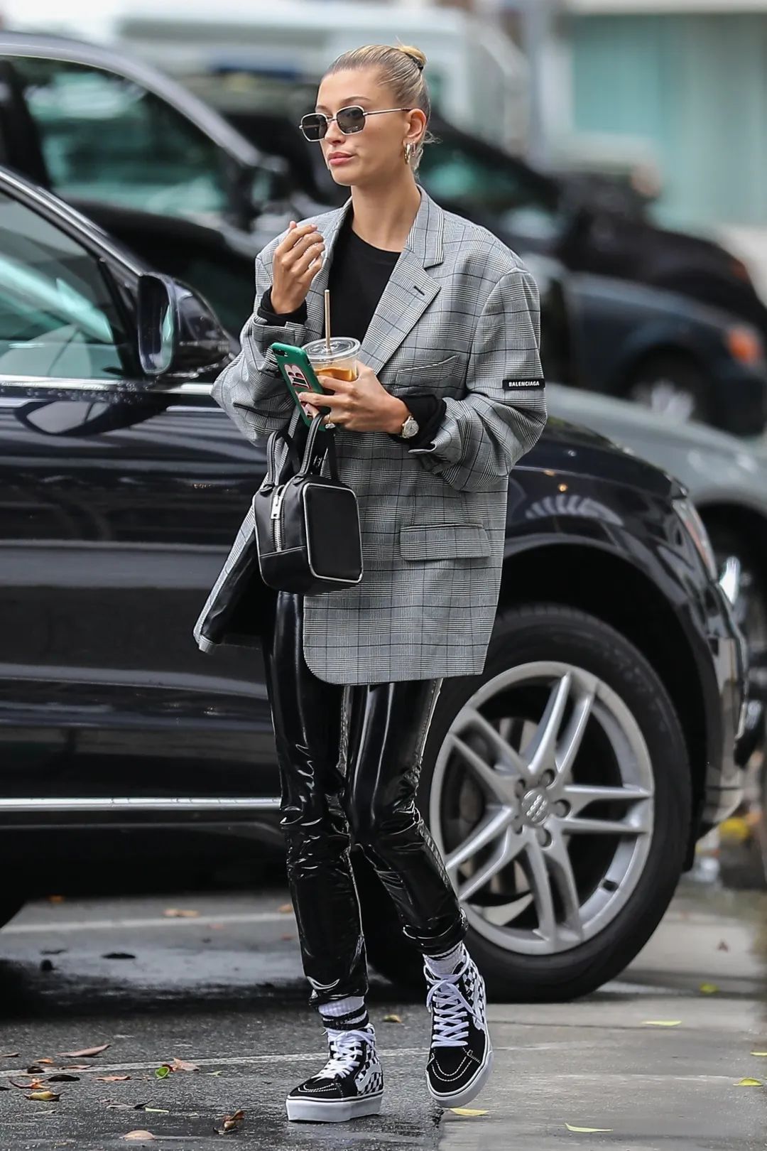 便宜质量好的球鞋没超过20块,便宜不掉价的球鞋