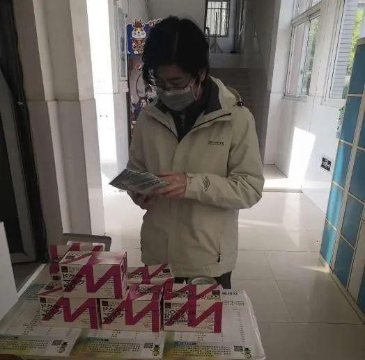 桂子山上的六名“小代购”赞！赞！赞！