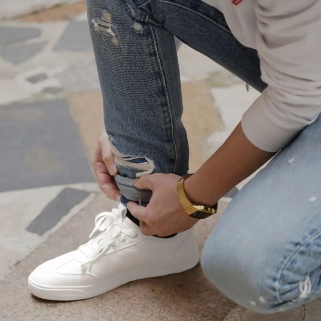 百年老牌的小白鞋,英国小白鞋免鞋带