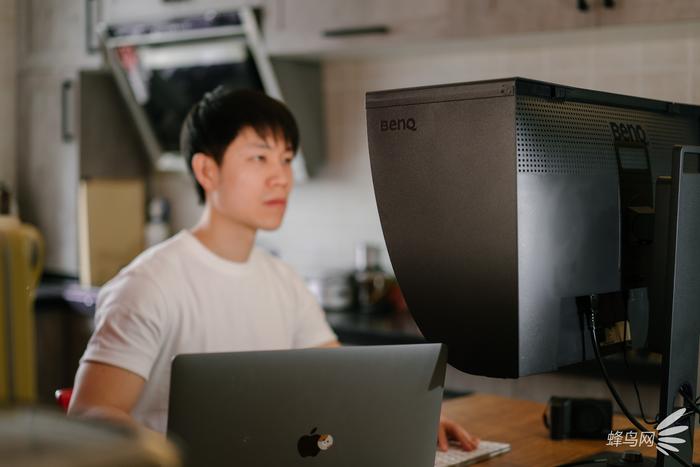 明基sw270c专业摄影显示器价格,明基SW270C专业调色显示器