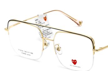 墨镜秒变眼镜,能让近视眼镜秒变墨镜神器