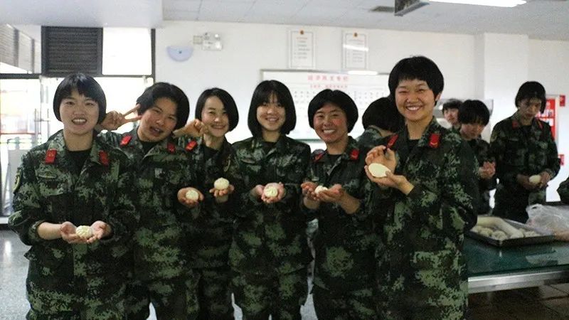 五一节军营生活,五一五天快乐视频