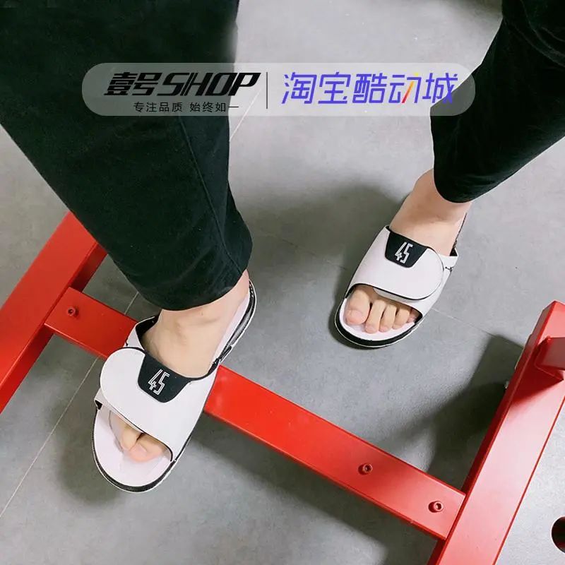 aj拖鞋6代,aj6黑金女鞋有金牌吗