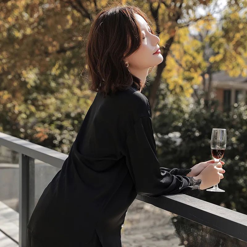 香奈儿丝绒家居服,香奈儿家居服女可外穿