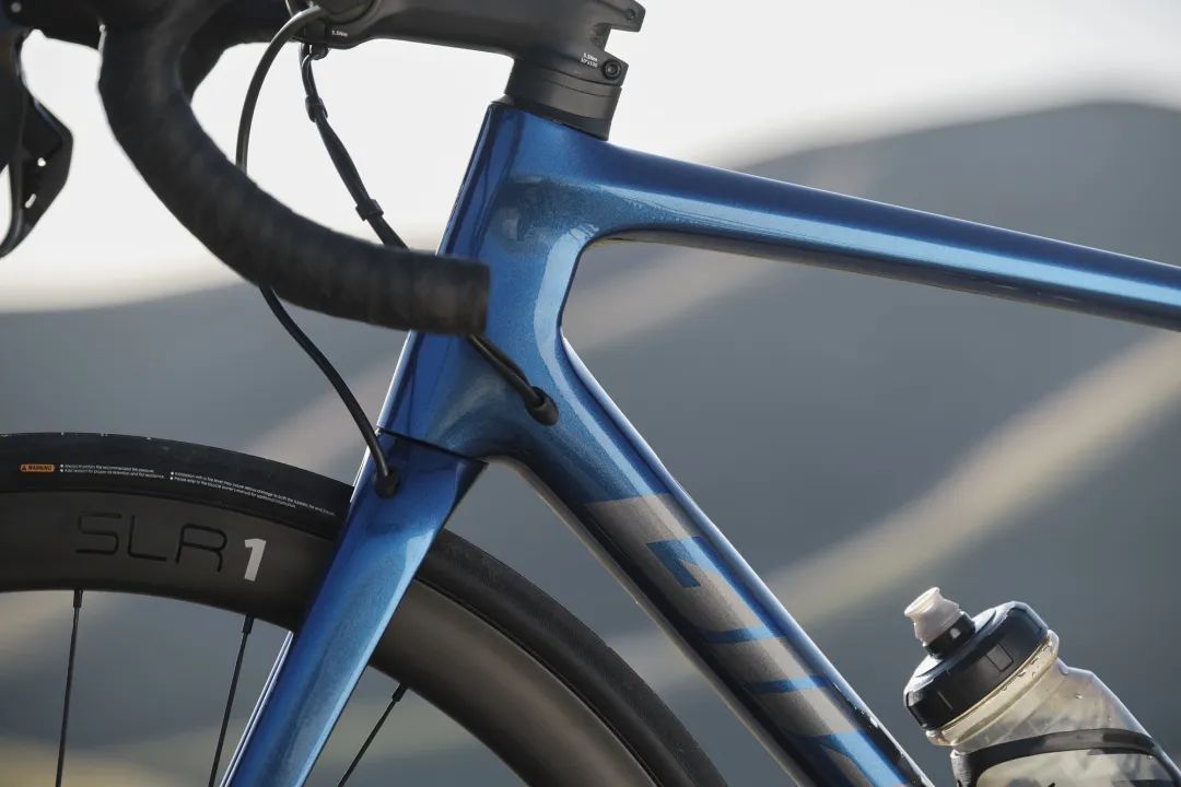 捷安特2023款TCR价格表,捷安特ocr和tcr区别