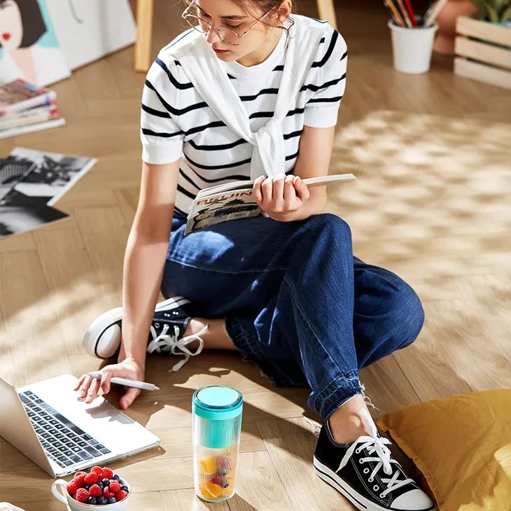 摩飞榨汁杯新款好还是旧款好,摩飞网红榨汁杯哪个颜色好看