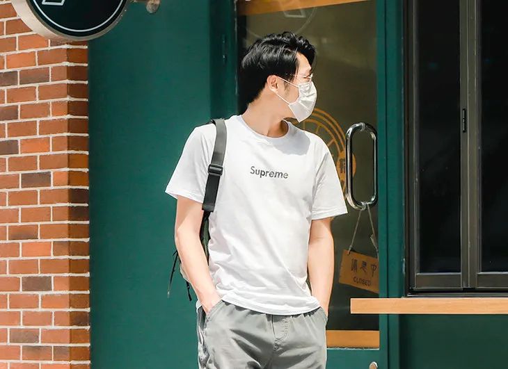 supreme短袖明星同款,明星都在穿的国潮t恤
