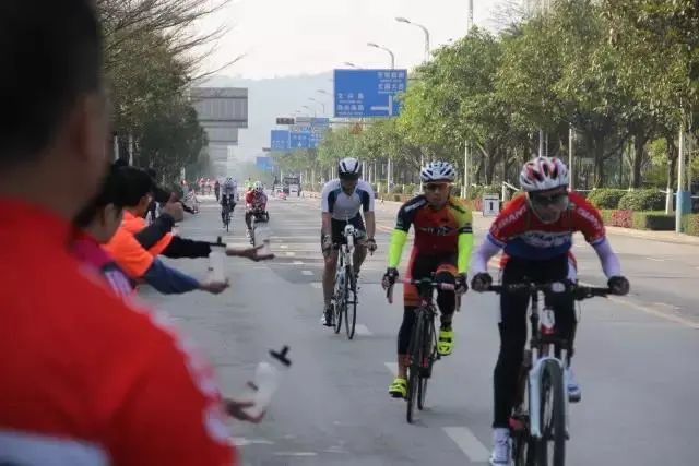 「畅游城中」一边运动，一边欣赏美景，小导游“成成”带你感受城中区倡导的健康生活