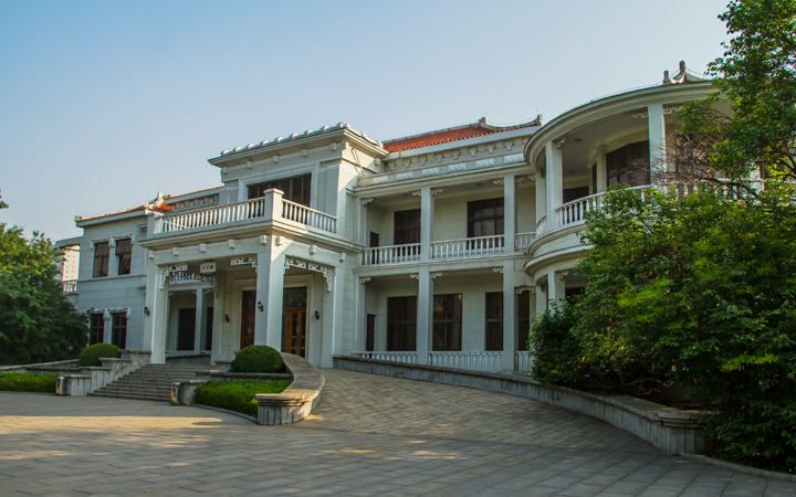 鞍山东山宾馆玉兰花,鞍钢东山宾馆预订