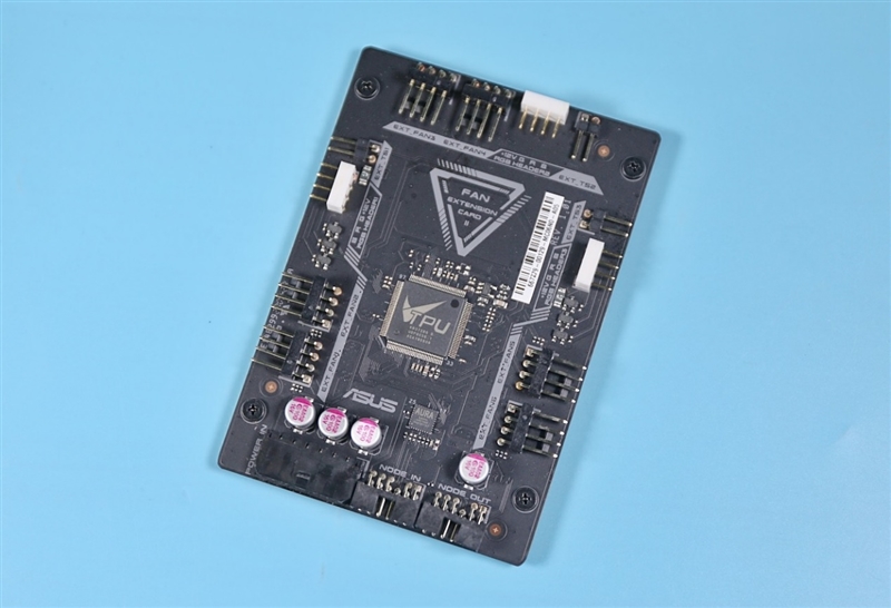 华硕ROGMAXIMUSXIIEXTREME主板评测：为什么它能值8999元