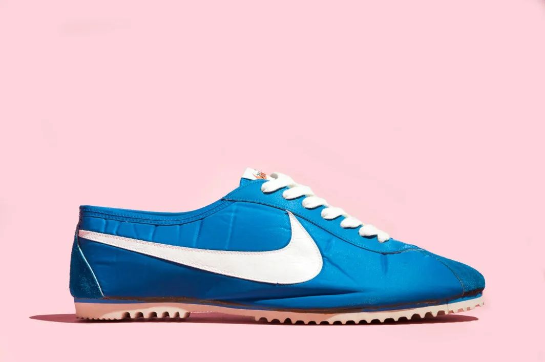 乔丹体育一双鞋大约多少钱,乔丹一双参赛球鞋拍卖出147美万元