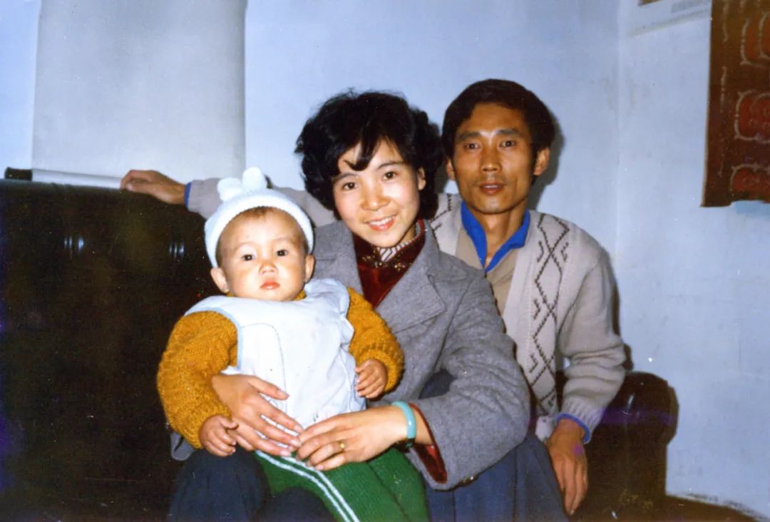 「建议收藏」看了20多块墓碑,才明白这个世界如此凄美