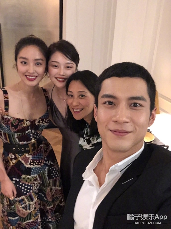 网红鼻祖晚晚和舒淇同框比美赢了？妆容穿搭都有小心机，来抄作业