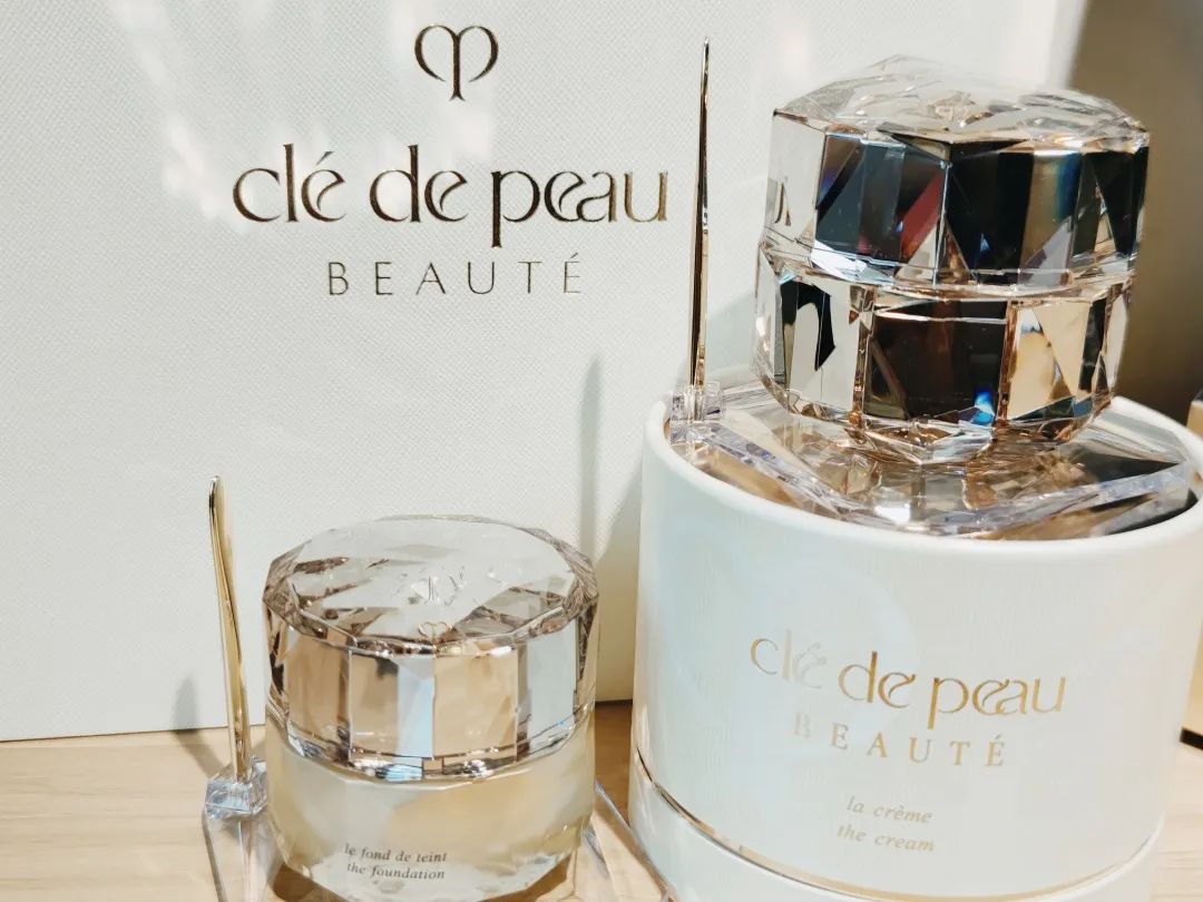 开箱最近买的新品,开箱看一下好的手机