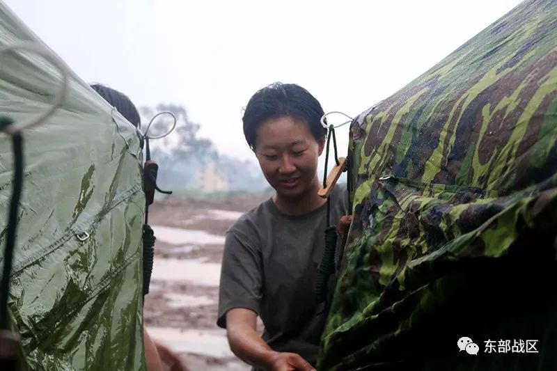 女兵新疆边境驻训视频,女兵在军营的真实训练