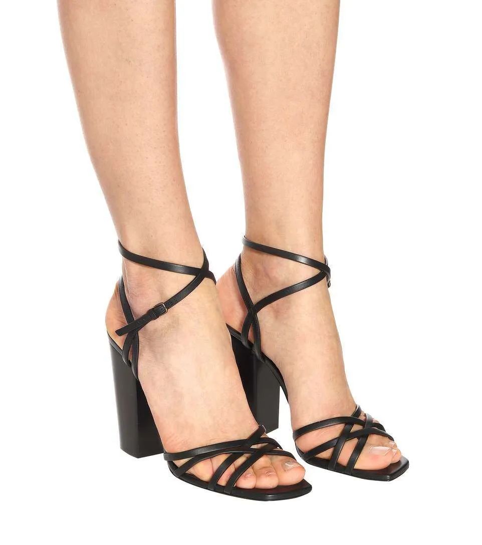 时髦办|穿对鞋有多显瘦，没脚踝的德普女儿最知道